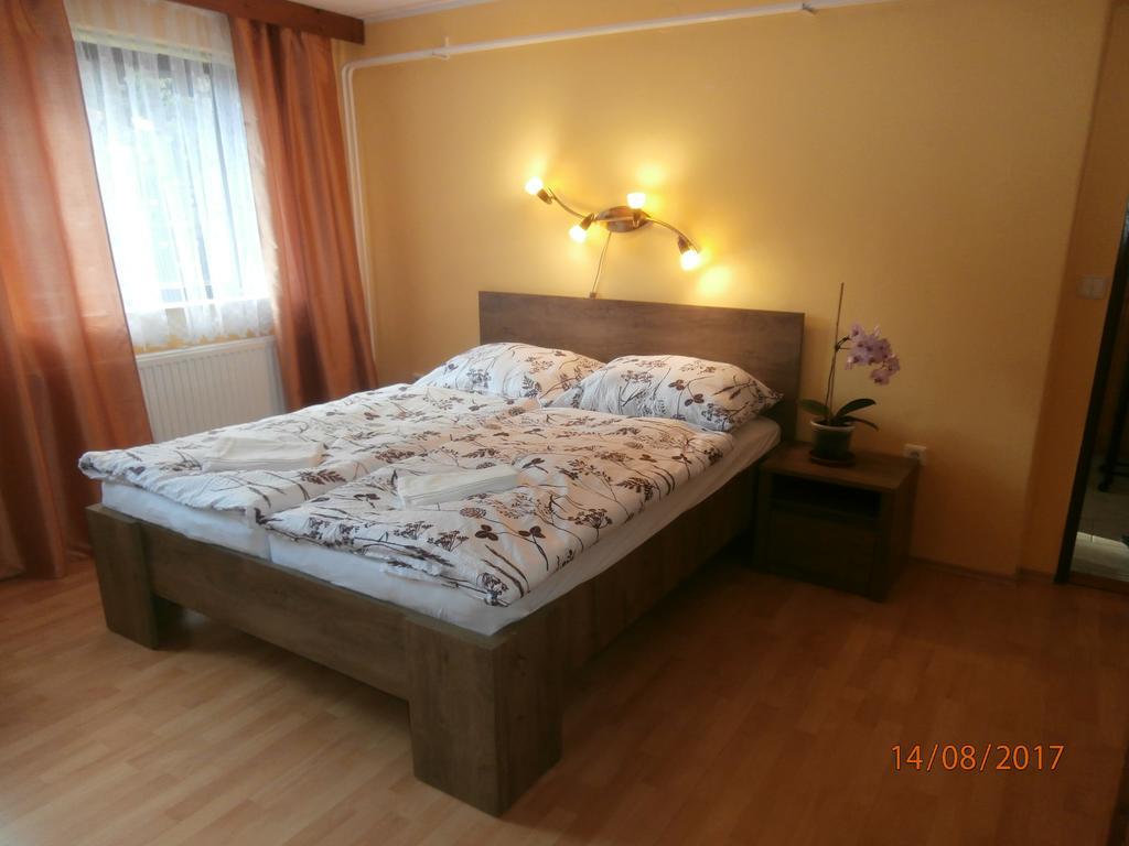 Apartman Aya 亚诺夫纳德尼索 外观 照片