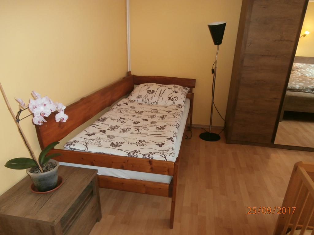 Apartman Aya 亚诺夫纳德尼索 外观 照片