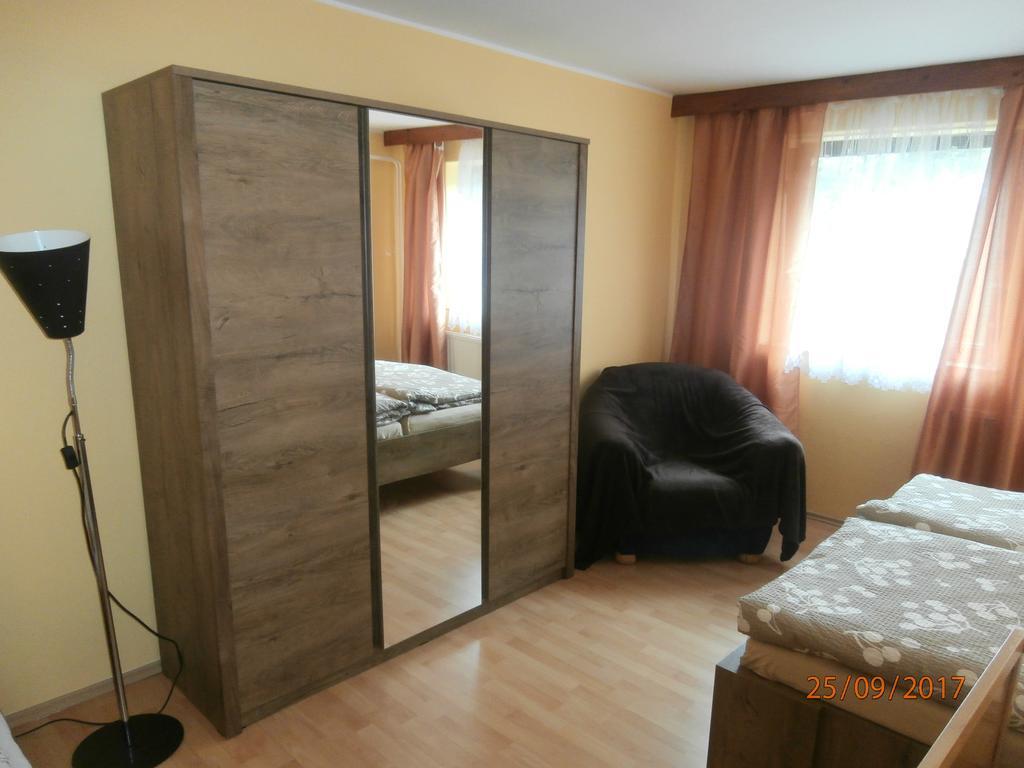 Apartman Aya 亚诺夫纳德尼索 外观 照片